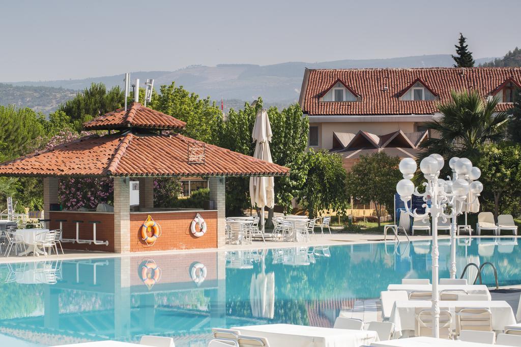 Lycus River Thermal Hotel Памуккале Экстерьер фото